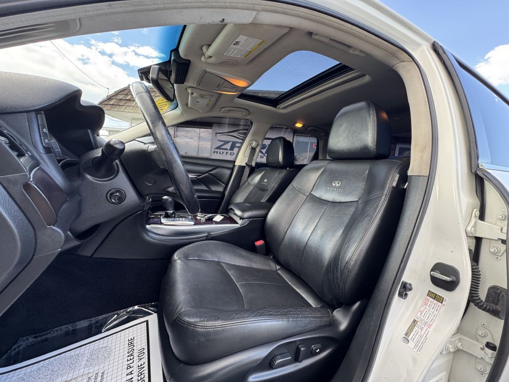2013 INFINITI M37 Image 27