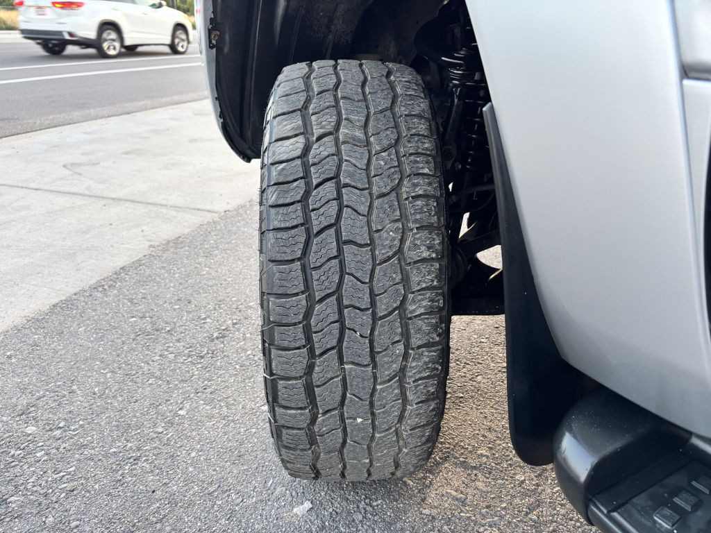 2004 Toyota 4Runner Image 26