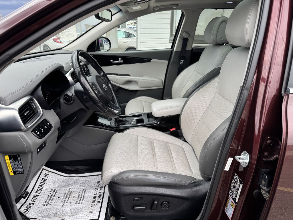 2016 Kia Sorento Image 11