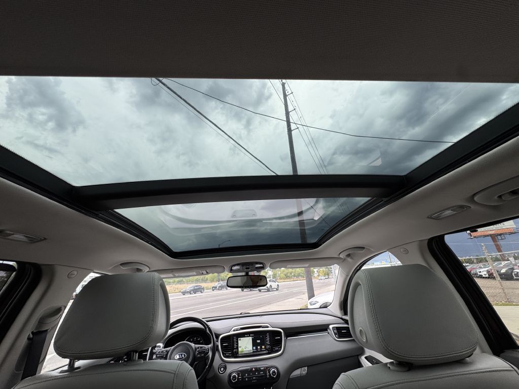2016 Kia Sorento Image 20