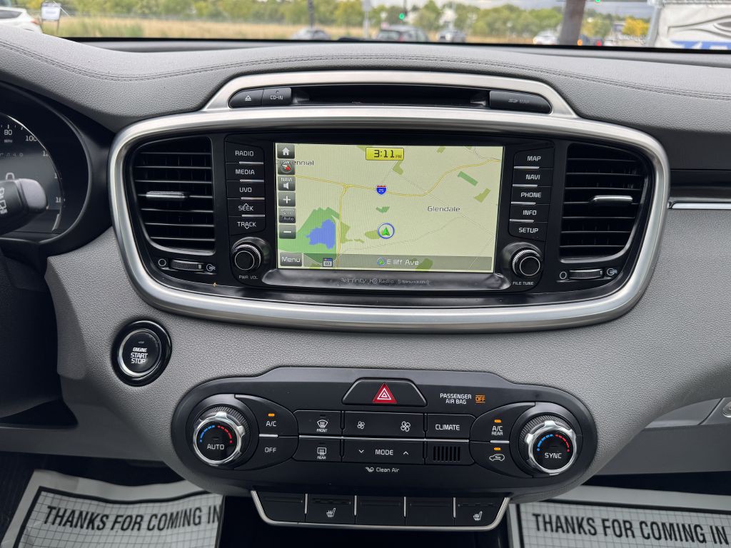 2016 Kia Sorento Image 22