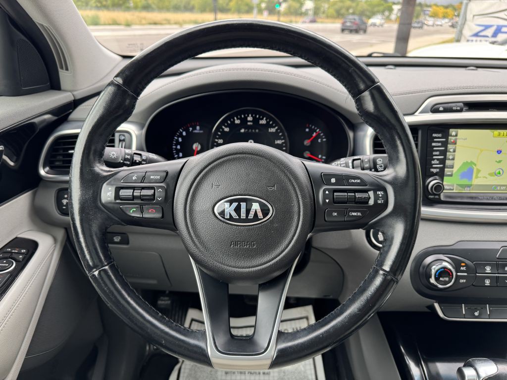 2016 Kia Sorento Image 24