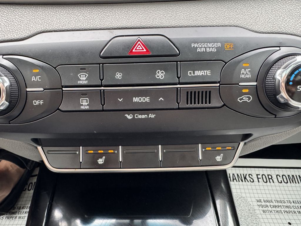 2016 Kia Sorento Image 30