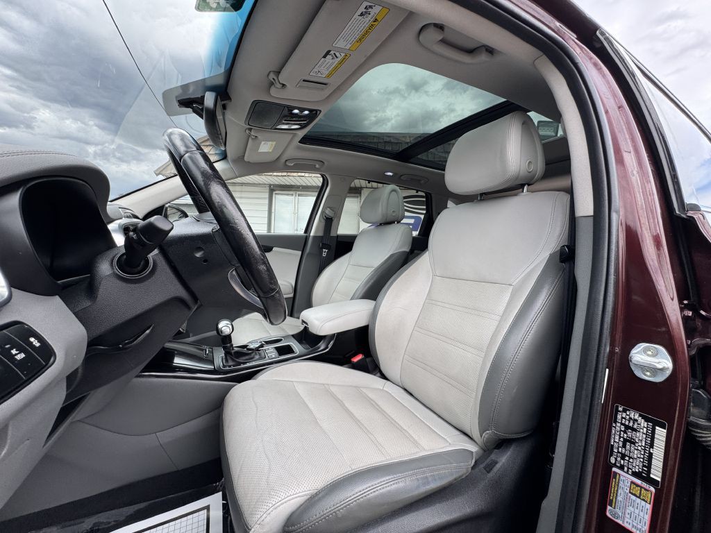 2016 Kia Sorento Image 31