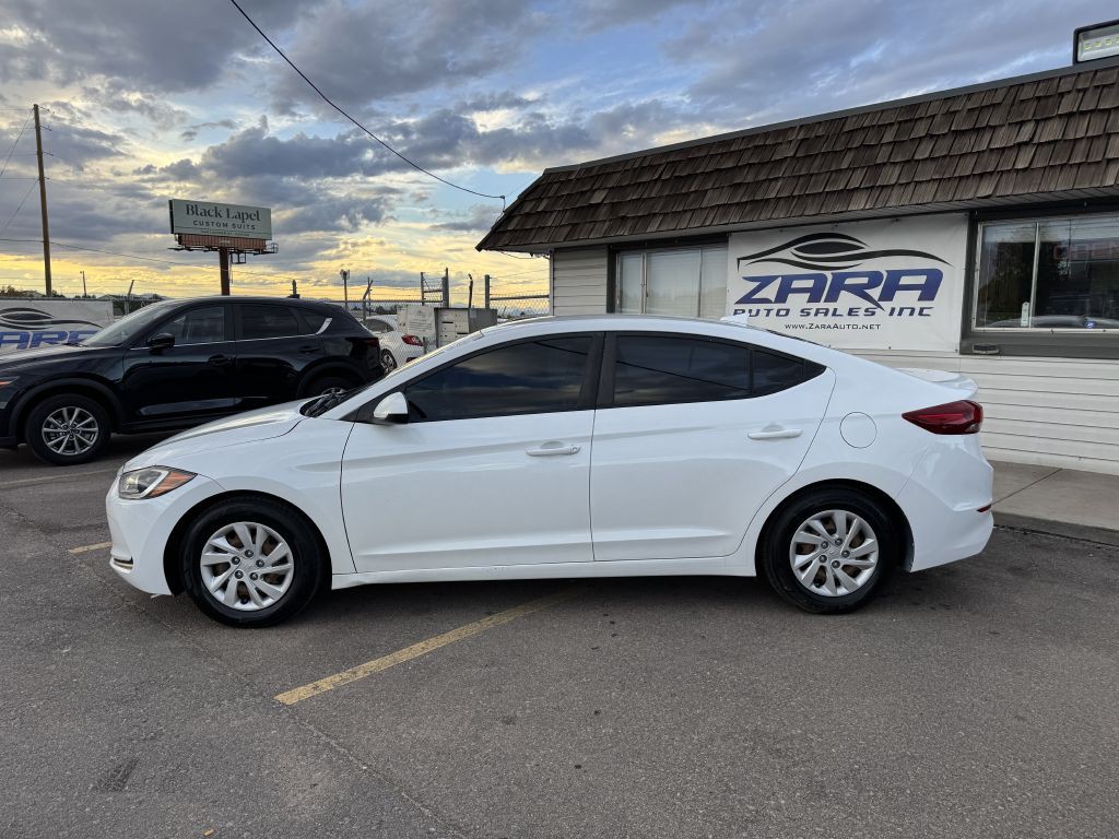 2017 Hyundai Elantra Image 4