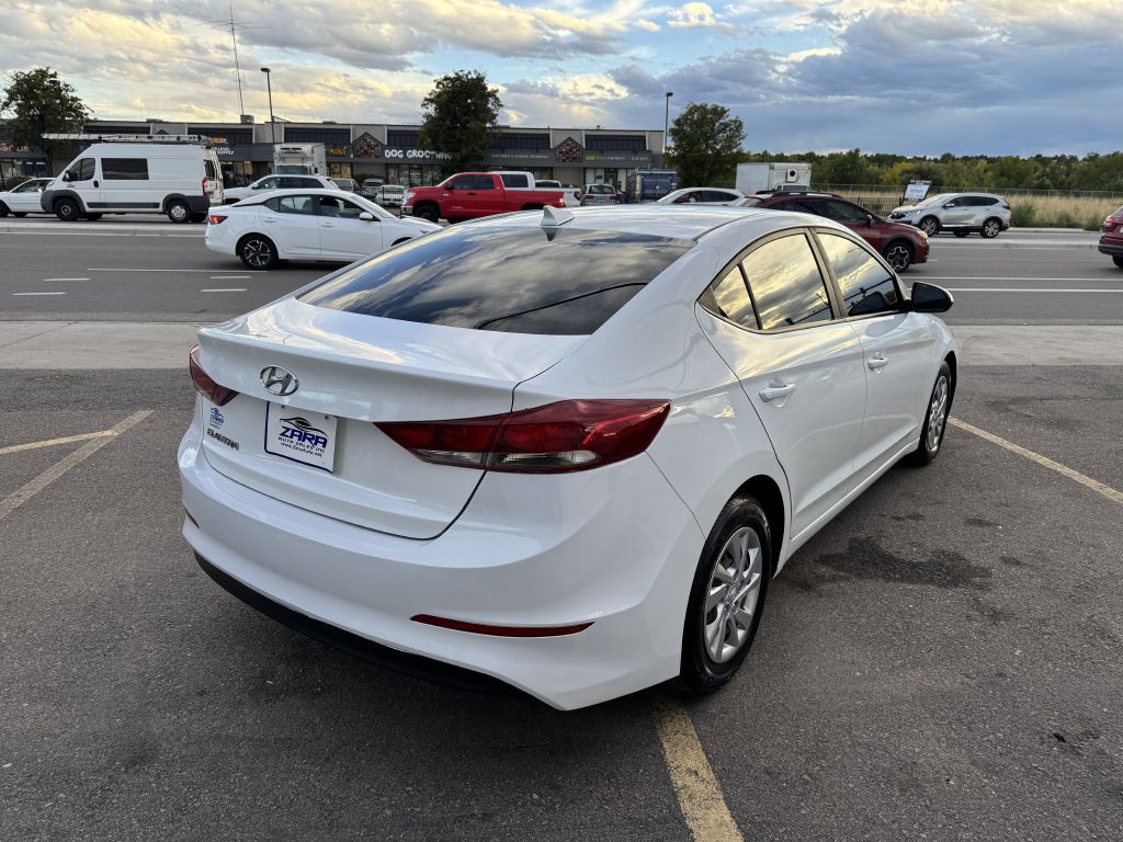 2017 Hyundai Elantra Image 7