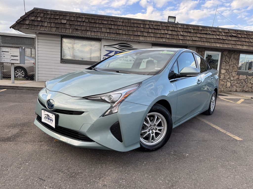 2017 Toyota Prius Image 1