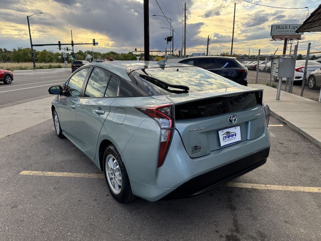 2017 Toyota Prius Image 5