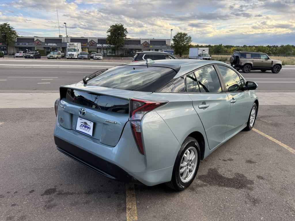 2017 Toyota Prius Image 7