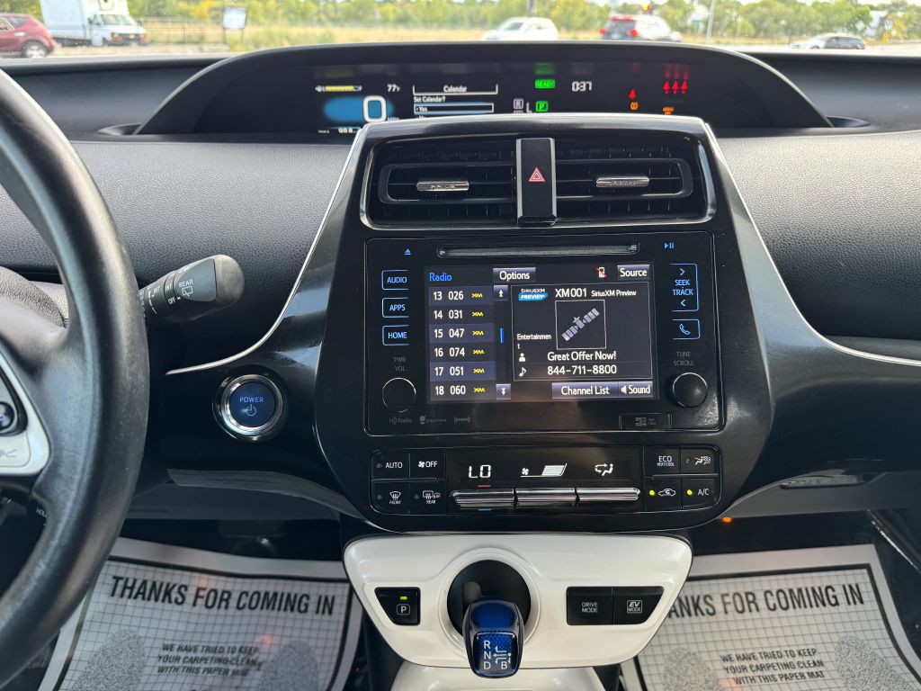 2017 Toyota Prius Image 18