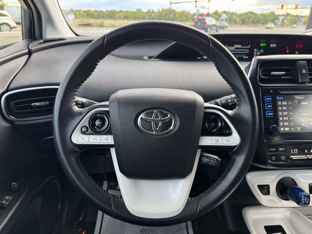 2017 Toyota Prius Image 19