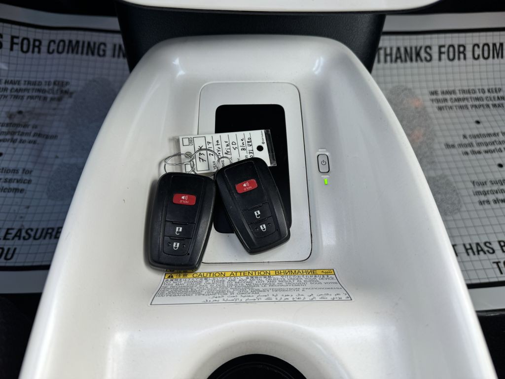 2017 Toyota Prius Image 20