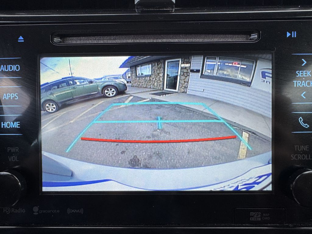 2017 Toyota Prius Image 24
