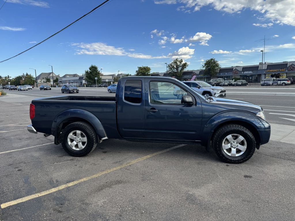 2016 Nissan Frontier Image 8