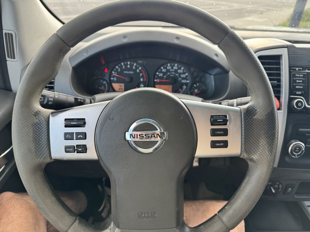 2016 Nissan Frontier Image 19