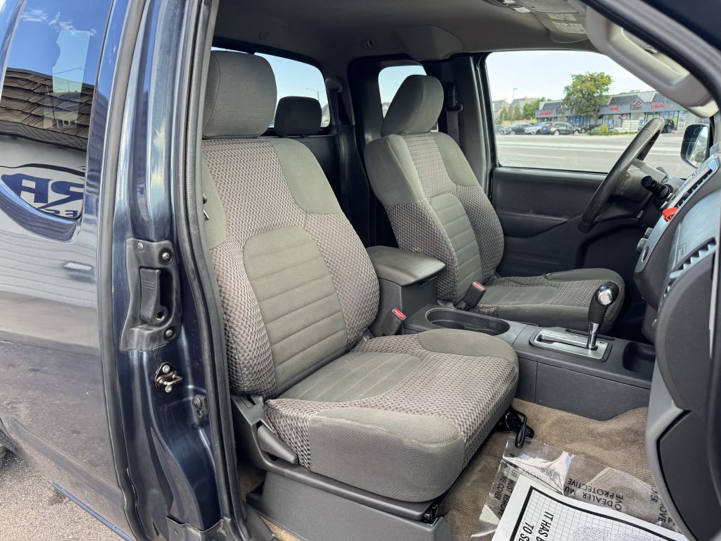 2016 Nissan Frontier Image 22