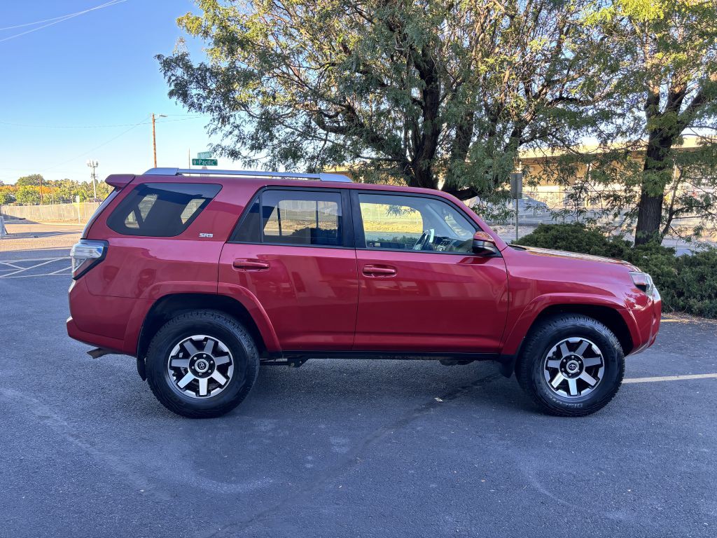 2016 Toyota 4Runner Image 8