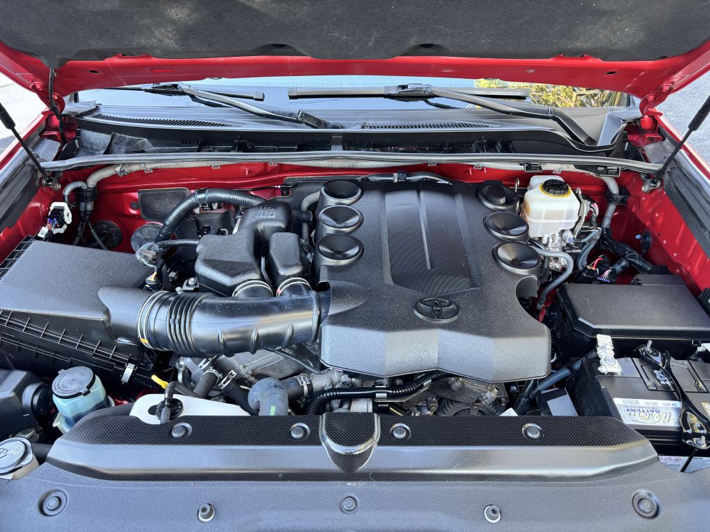 2016 Toyota 4Runner Image 24