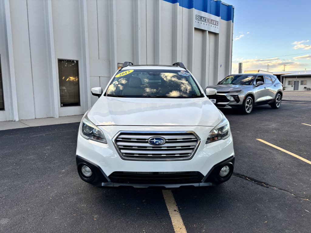 2015 Subaru Outback Image 2