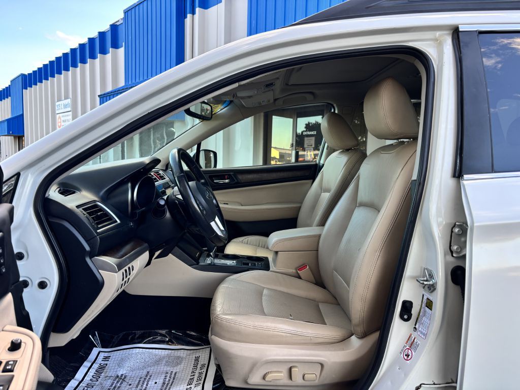 2015 Subaru Outback Image 12