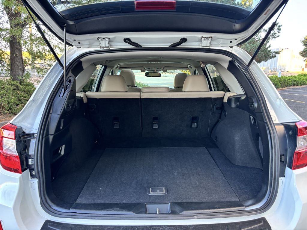 2015 Subaru Outback Image 29