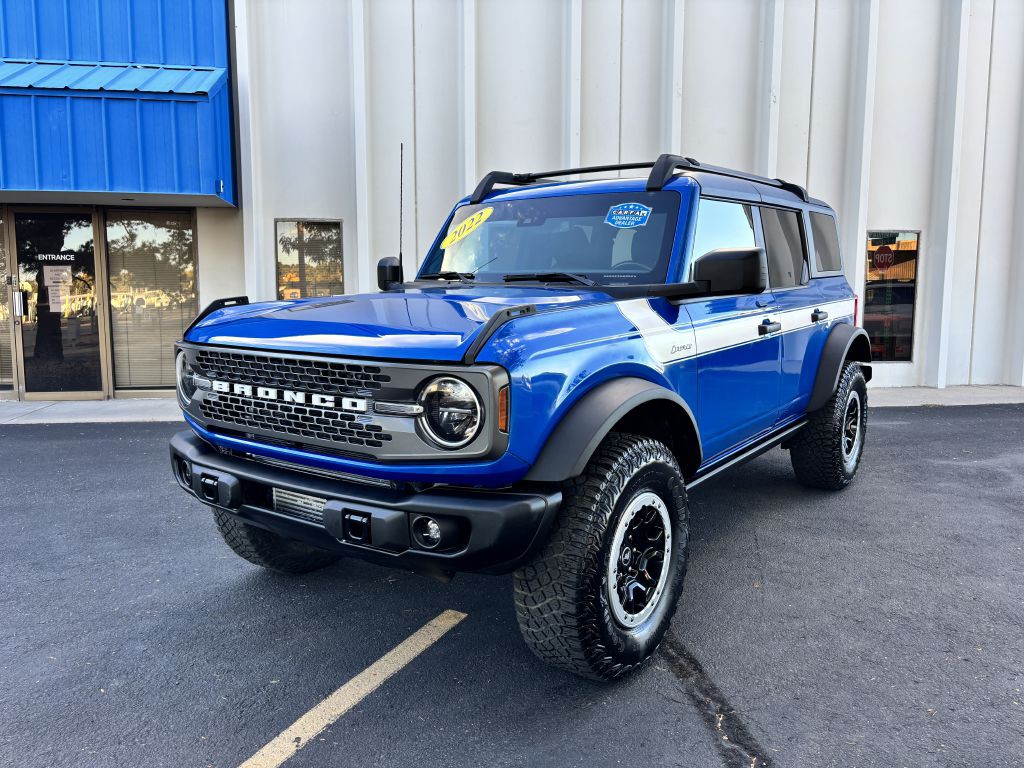 2022 Ford Bronco Image 3