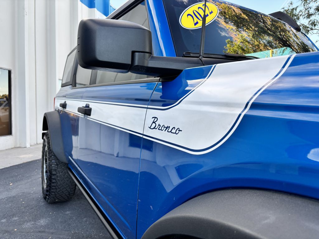 2022 Ford Bronco Image 10