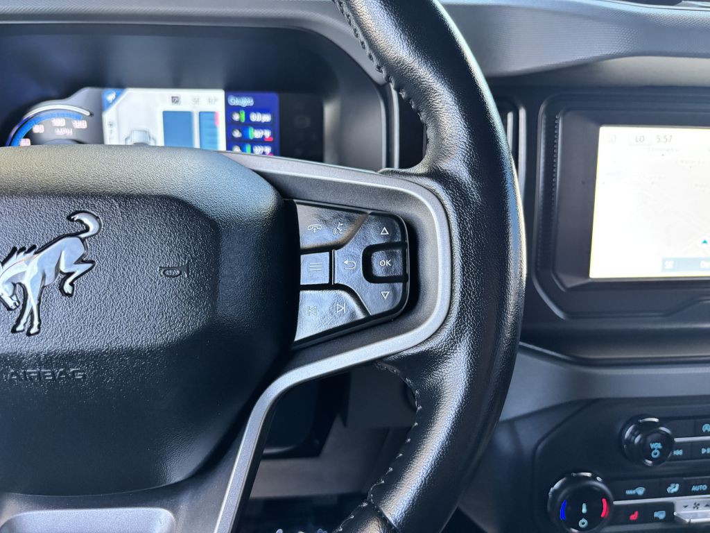 2022 Ford Bronco Image 28
