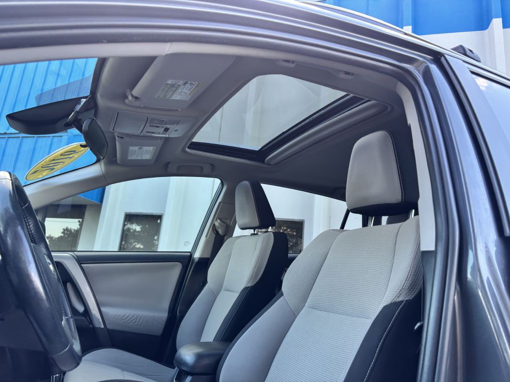 2016 Toyota Rav4 Image 14