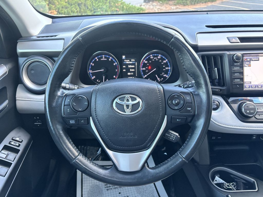 2016 Toyota Rav4 Image 21