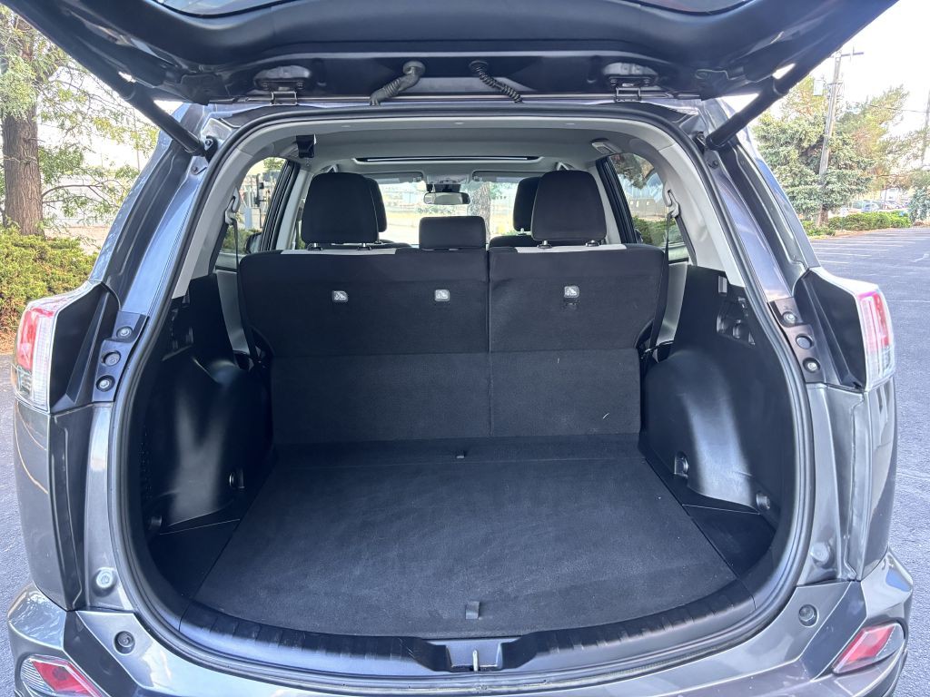 2016 Toyota Rav4 Image 26