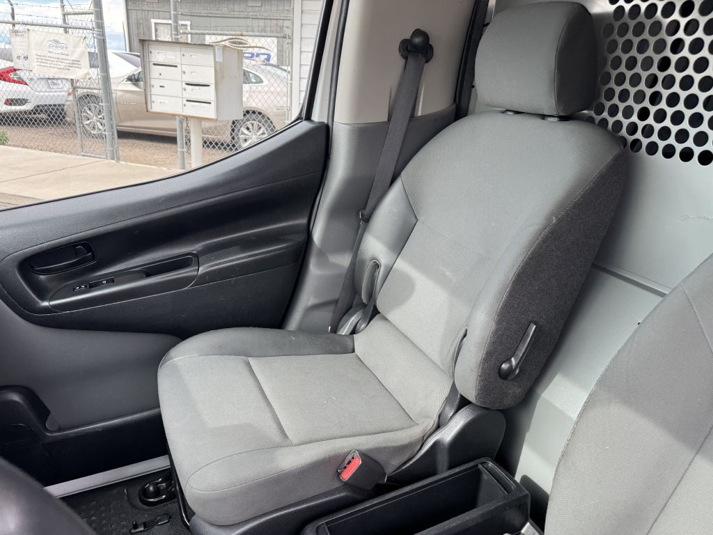 2021 Nissan NV200 Image 14