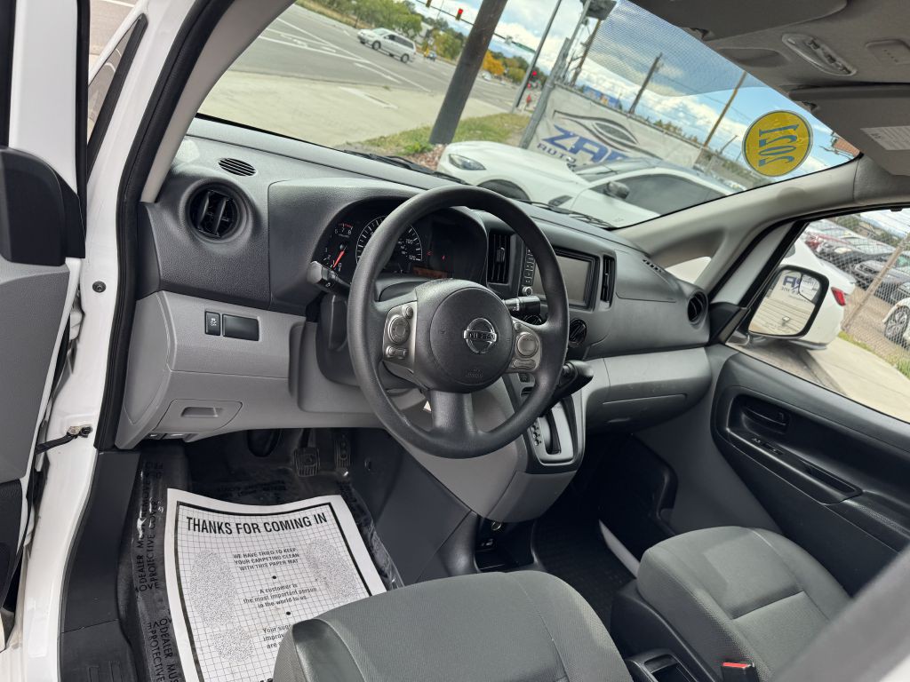 2021 Nissan NV200 Image 15