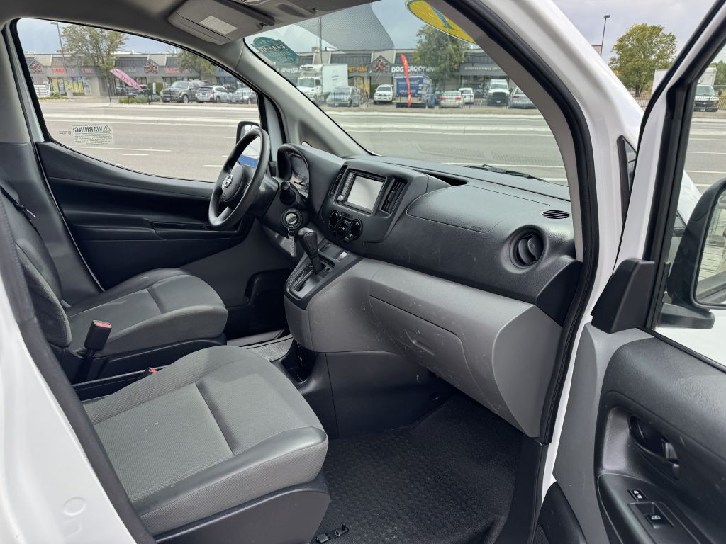 2021 Nissan NV200 Image 17