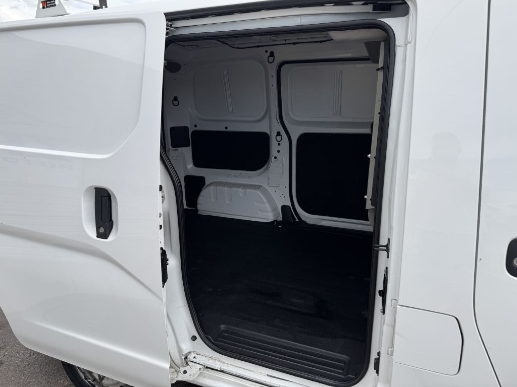 2021 Nissan NV200 Image 29