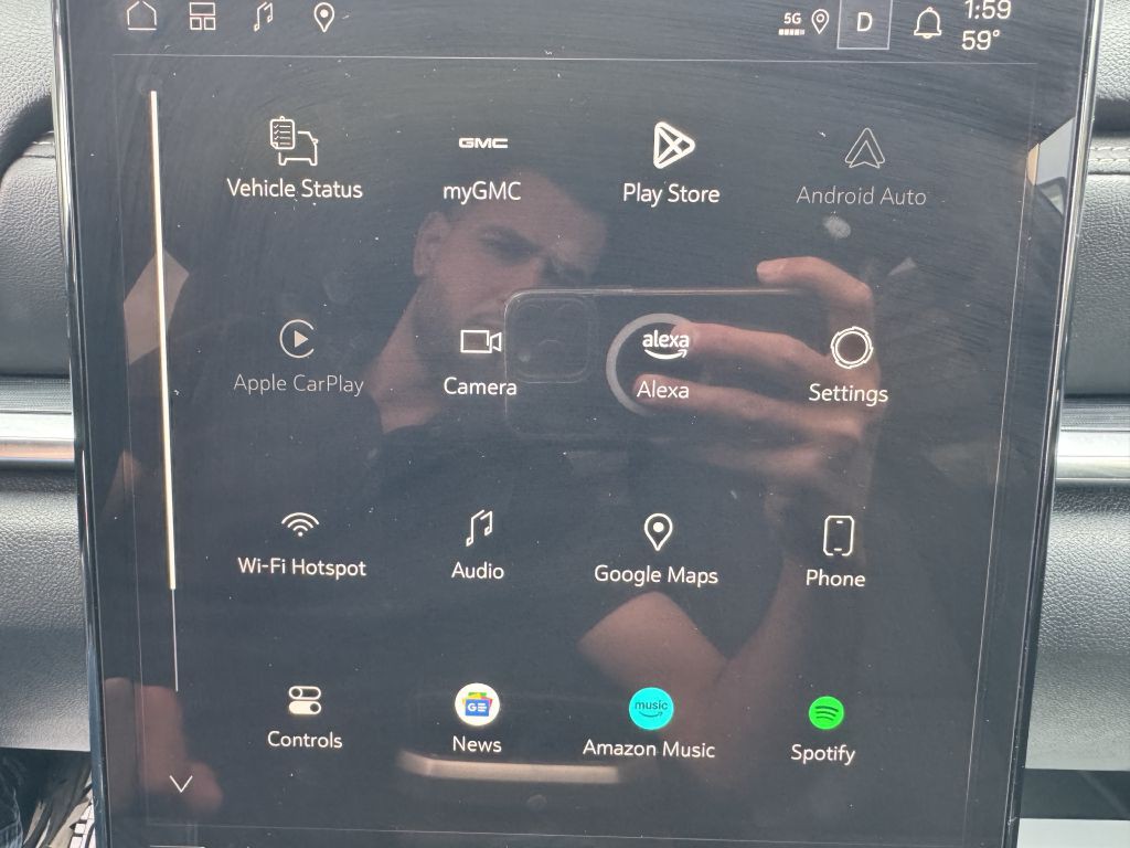 2025 GMC Terrain Image 26