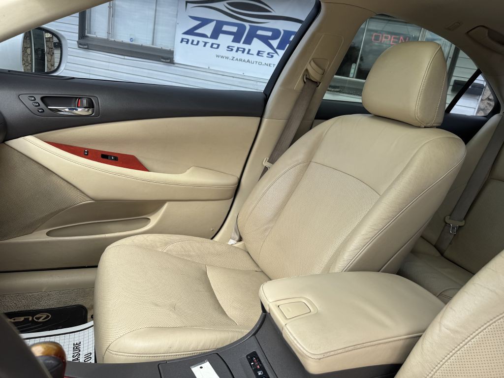 2007 Lexus ES 350 Image 13