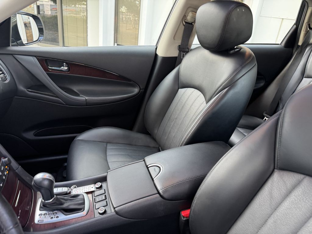 2017 INFINITI QX50 Image 13