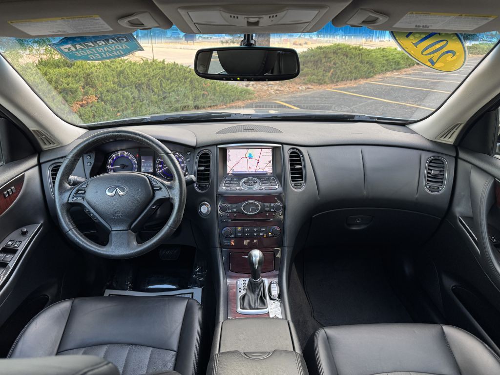 2017 INFINITI QX50 Image 18