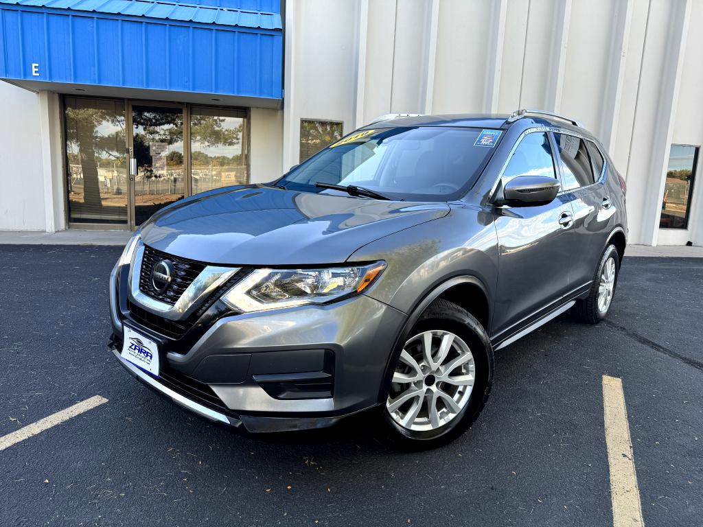 2019 Nissan Rogue Image 1
