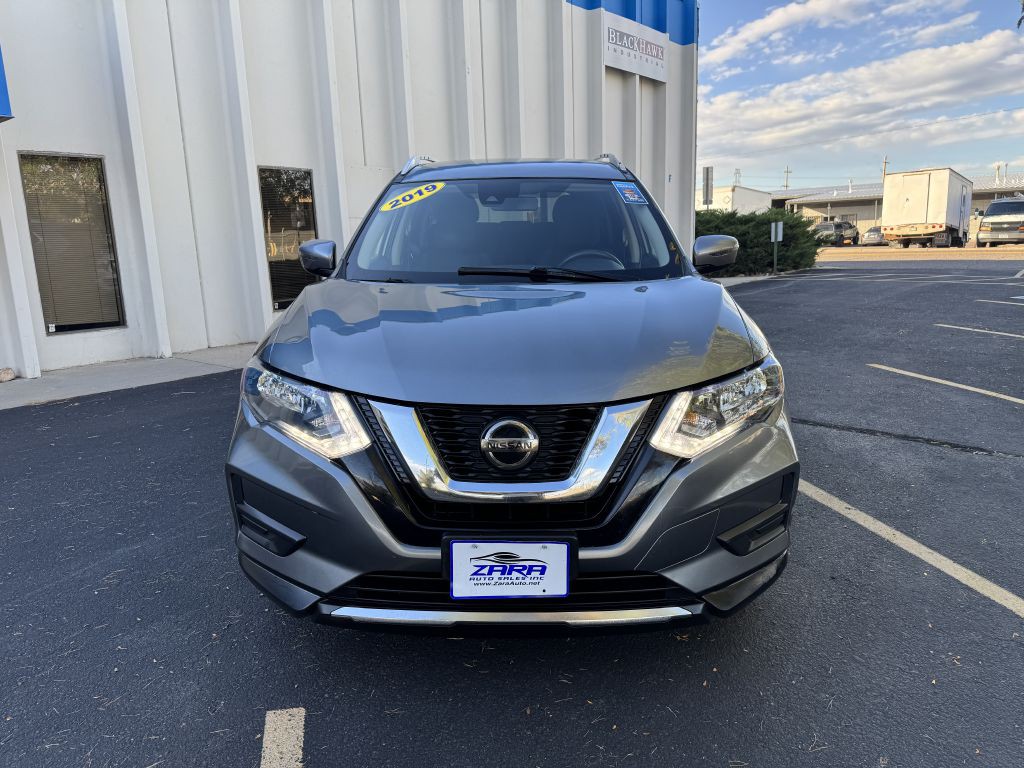 2019 Nissan Rogue Image 2