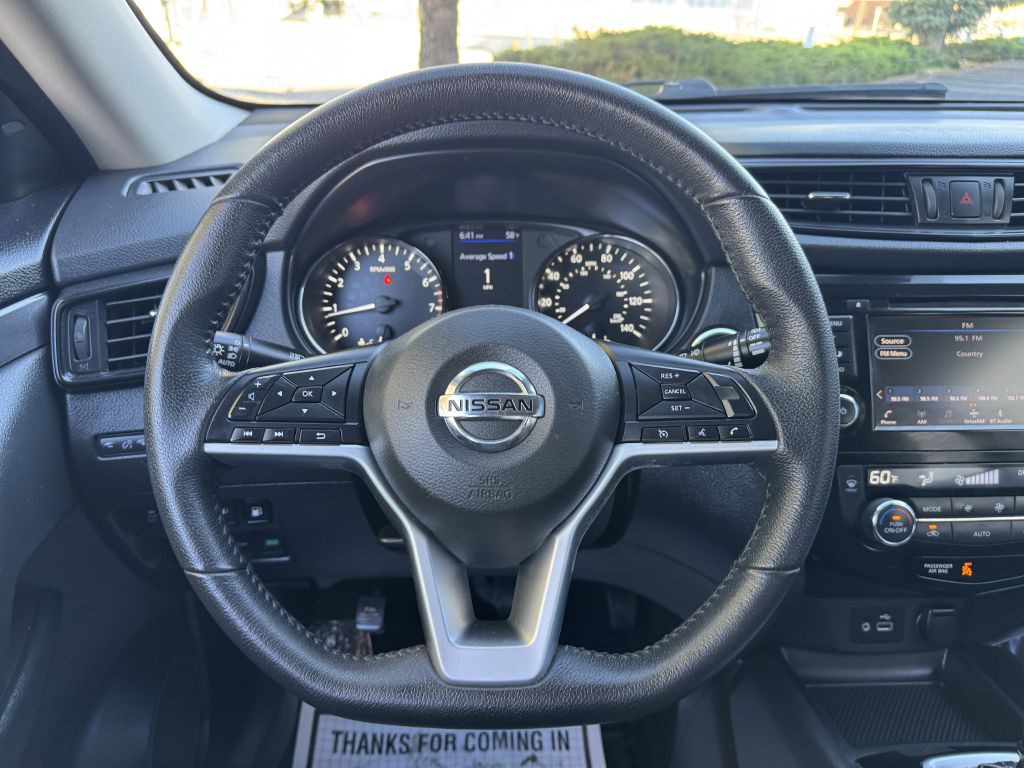 2019 Nissan Rogue Image 20