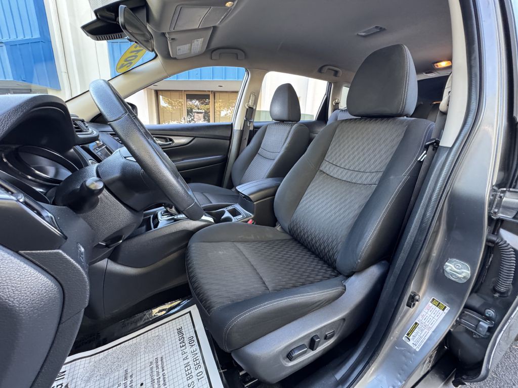 2019 Nissan Rogue Image 24