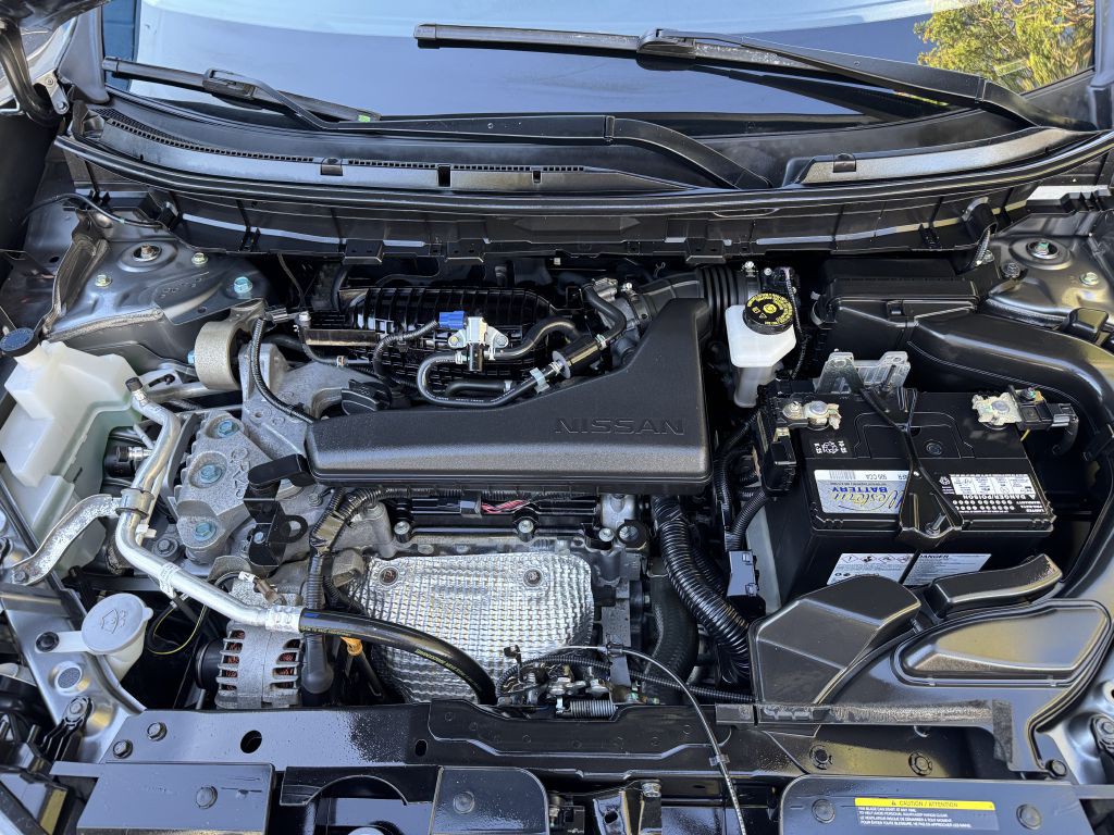 2019 Nissan Rogue Image 25