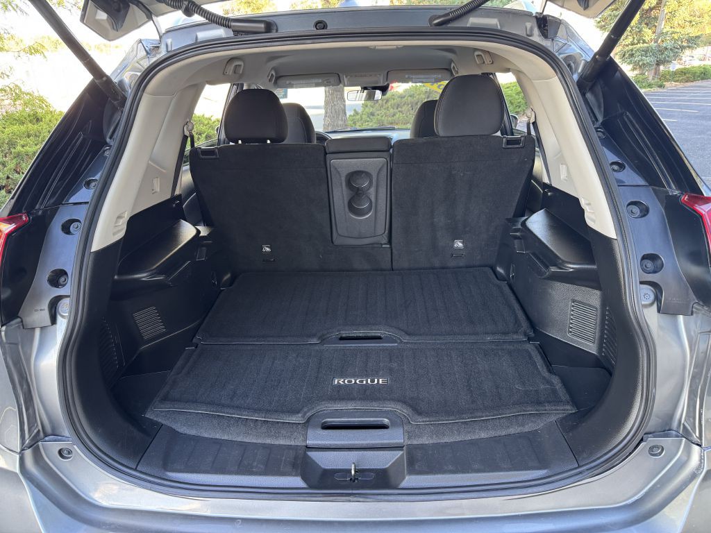2019 Nissan Rogue Image 26