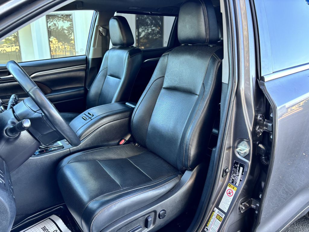 2019 Toyota Highlander Image 13