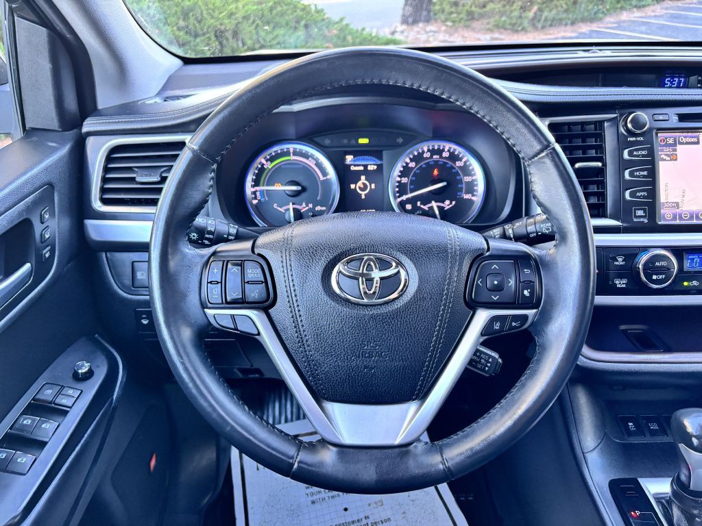 2019 Toyota Highlander Image 27
