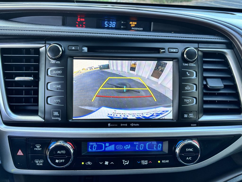 2019 Toyota Highlander Image 30