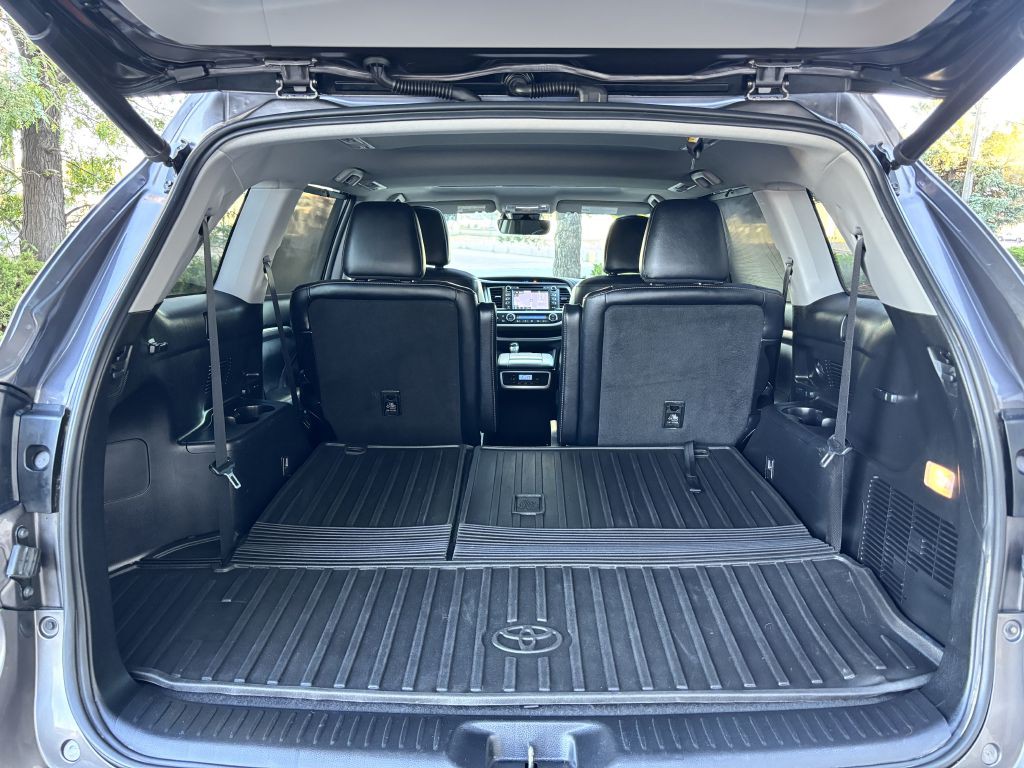 2019 Toyota Highlander Image 32