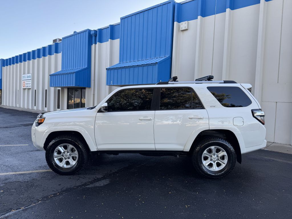 2023 Toyota 4Runner Image 4
